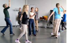 Theaterspaß im Baumhaus!
