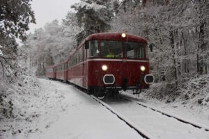 Im „Roten Brummer“ nostalgisch zum Hattinger Weihnachtsmarkt